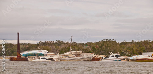 Tableau sur toile Hurricane Damage