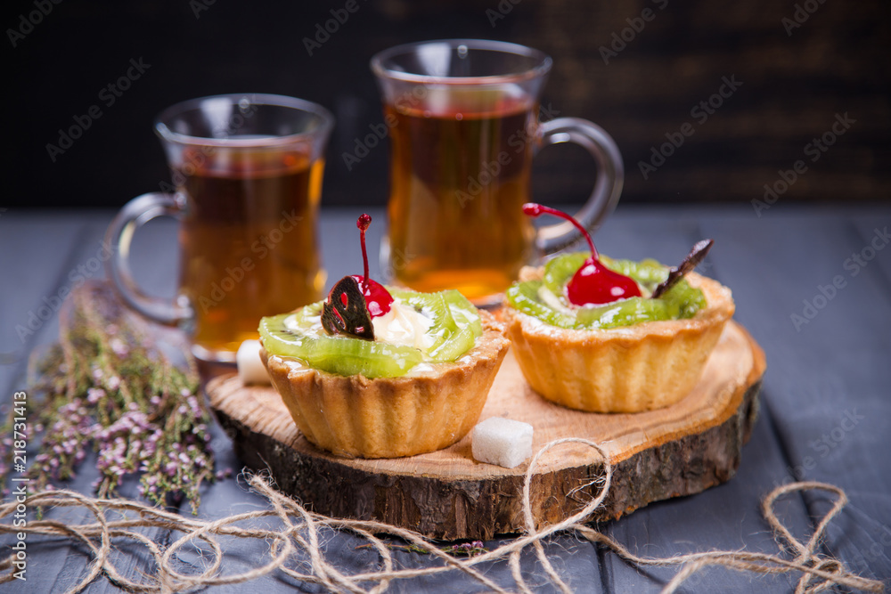 fruit cakes with tea fruit cakes with tea