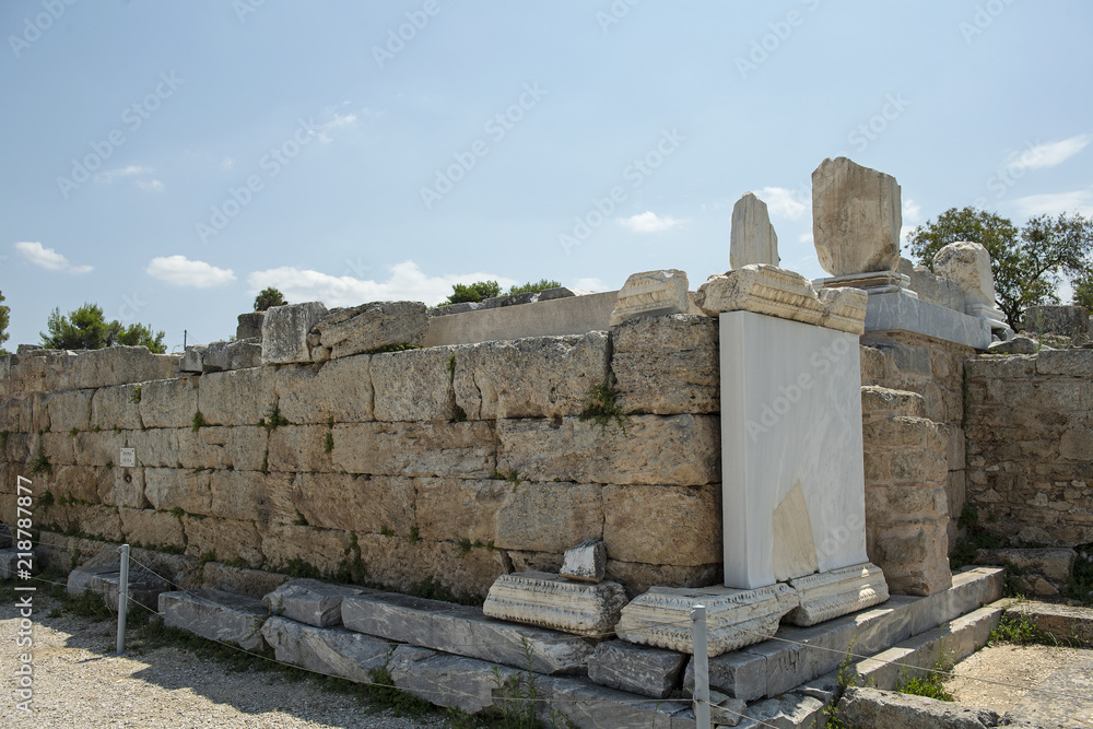 Φωτογραφία Rednertribüne Bema auf dem Marktplatz im antiken Korinth, Griechenland