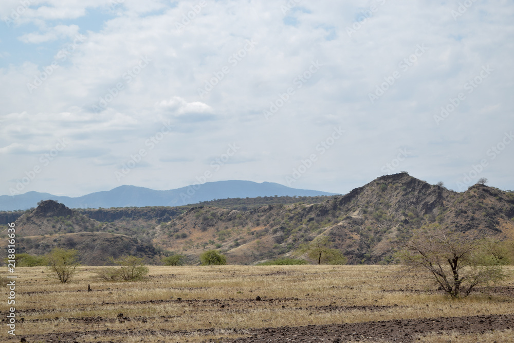 Fototapeta premium The arid landscapes of Lake Magadi, Kenya