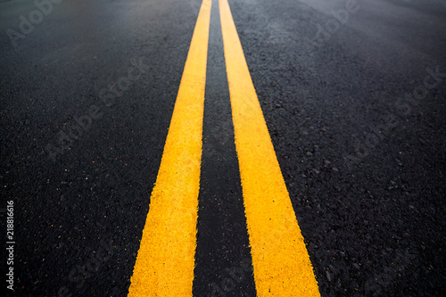 Traffic Lines,double yellow line on street surface