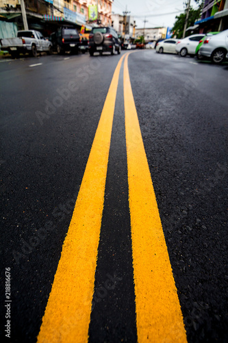 Traffic Lines,double yellow line on street surface