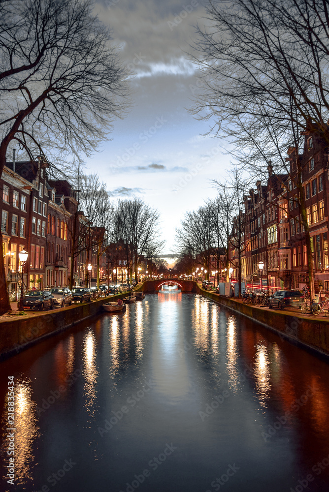 Fototapeta premium Amsterdam by night