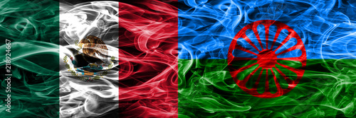 Canvas Print Mexico vs Gipsy smoke flags placed side by side