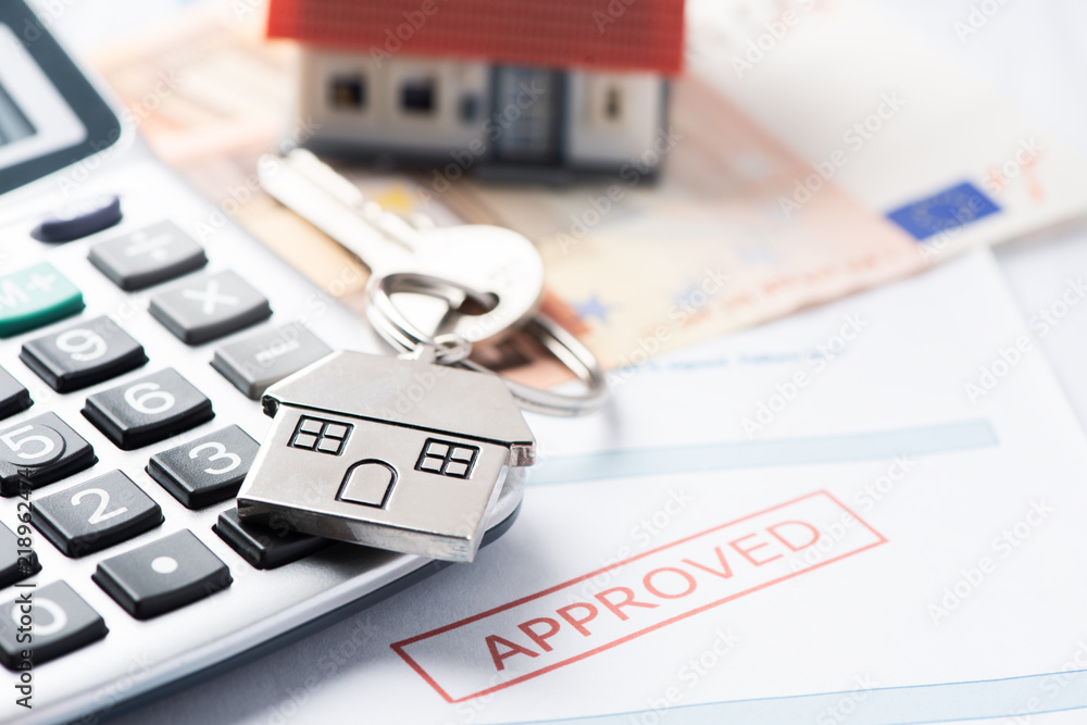 Fototapeta premium Mortgage Approved Loan Document With House Keys
