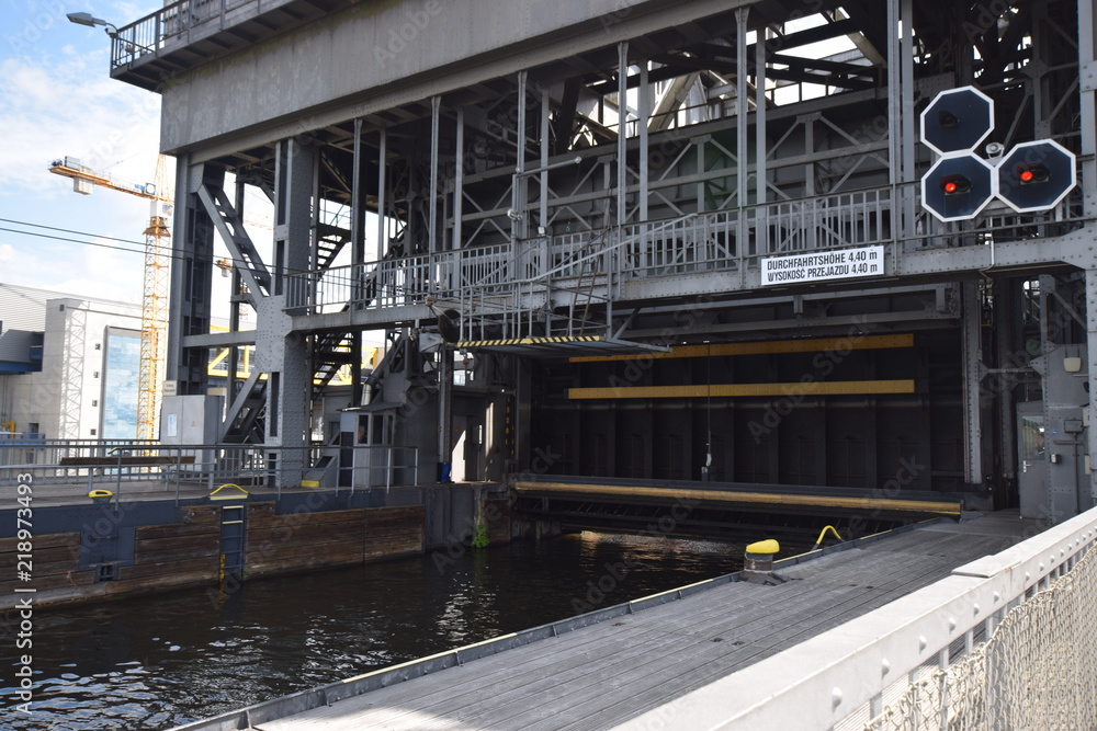 Obraz premium niederfinow boat lift (Brandenburg, Germany)