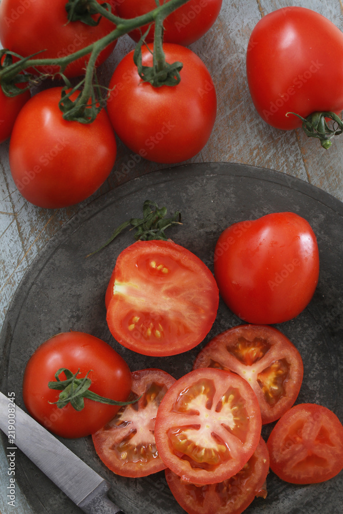 fresh ripe tomatoes fresh ripe tomatoes