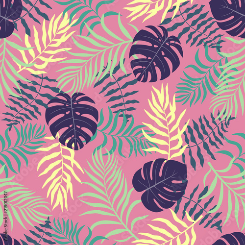 Tropical background with palm leaves. Seamless floral pattern. Summer vector illustration