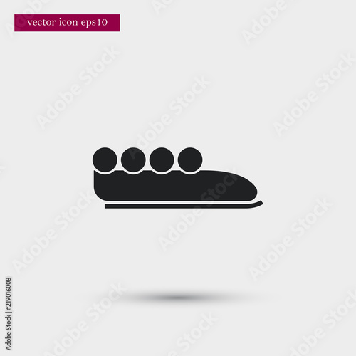 Bobsled icon. Simple sportsmans element illustration. Athletics symbol design from sport collection. Can be used in web and mobile.