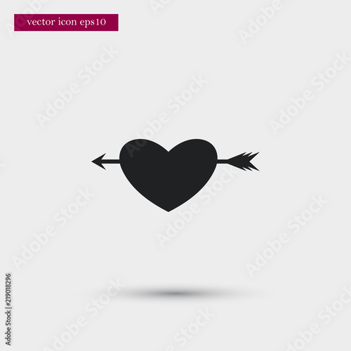 Heart icon. Simple romance element illustration. Valentine symbol design from love collection. Can be used in web and mobile.