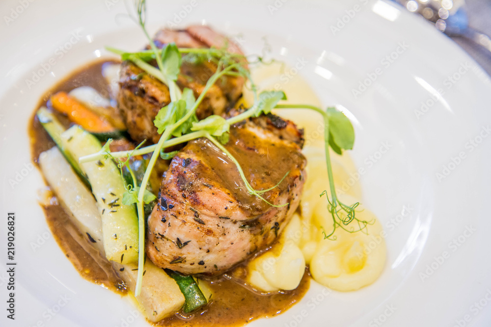 Pork tenderloin with mashed potatoes and steamed vegetables Pork tenderloin with mashed potatoes and steamed vegetables