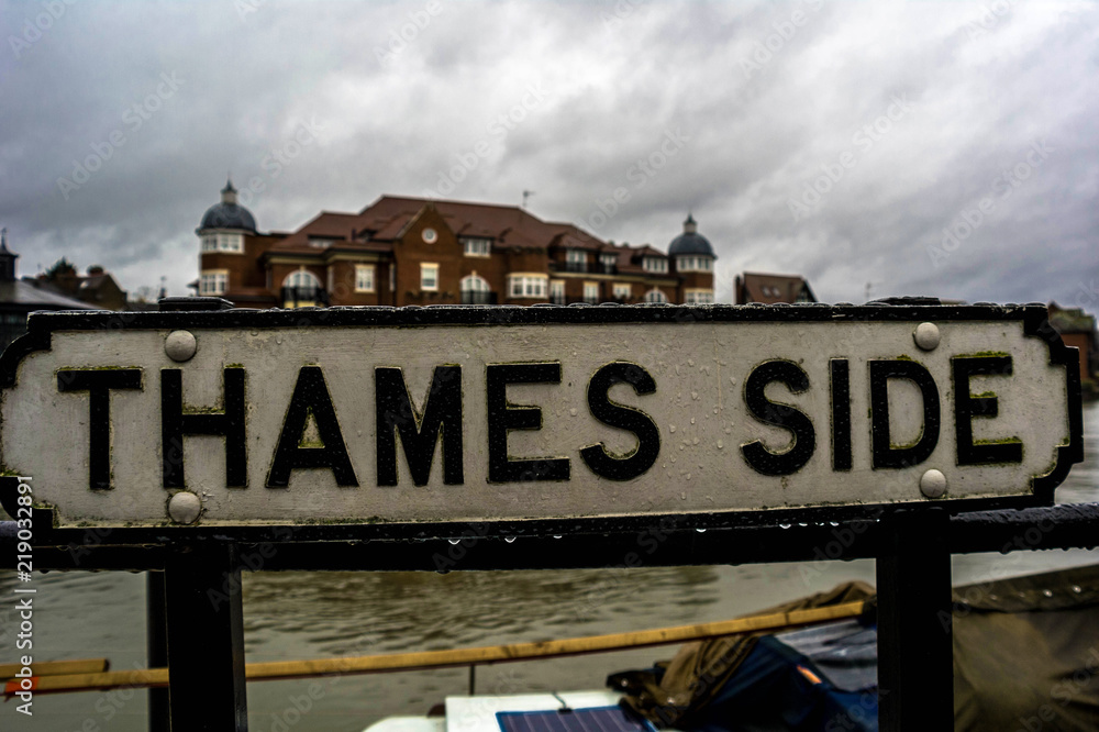 Obraz premium thames side