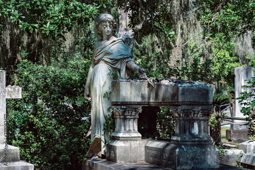 Cemetery Statuary Statue Bonaventure Cemetery Savannah Georgia