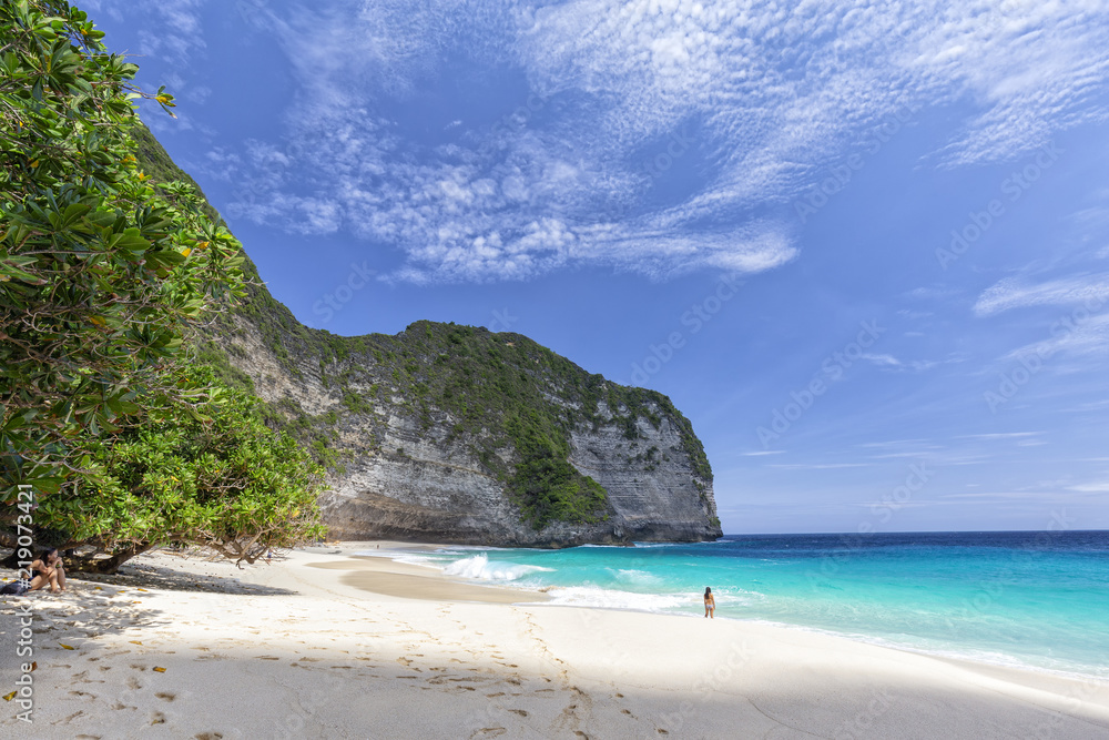 Tropical Kelingking beach on a beautiful sunny day on Nusa Penida in Indonesia.