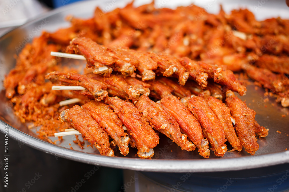 Fried chicken wings.