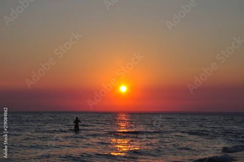 Fototapeta Naklejka Na Ścianę i Meble -  Beautiful sunset on the sea