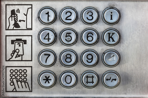 Fotografie keys of a public payphone