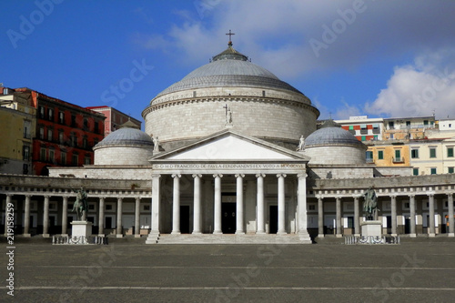 Napoli piazza plebiscito