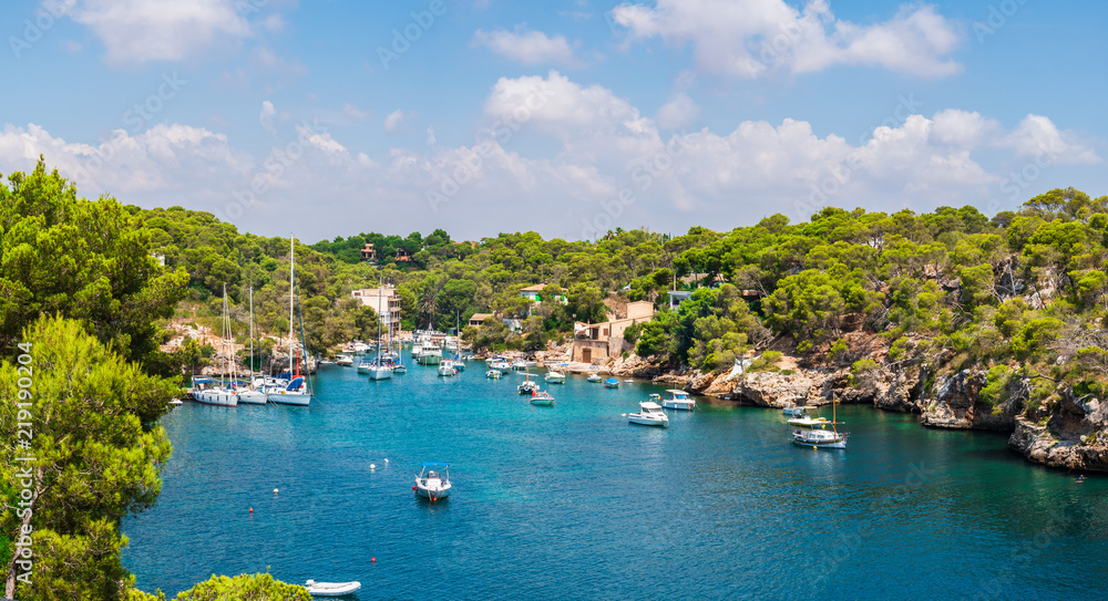 Foto cala figuera bay and beach