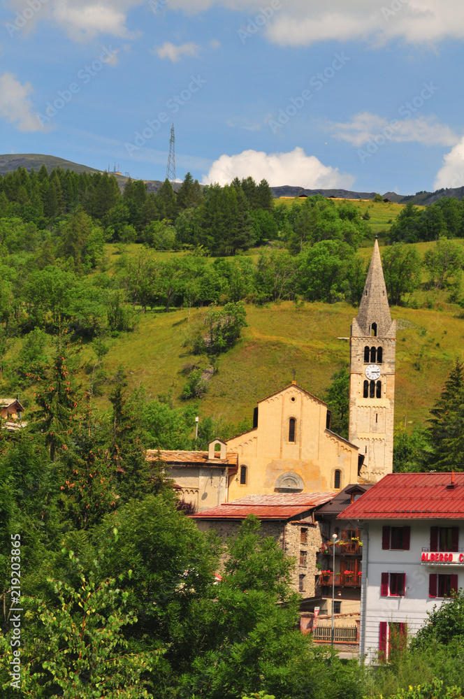 Fototapeta premium chiesa cesana