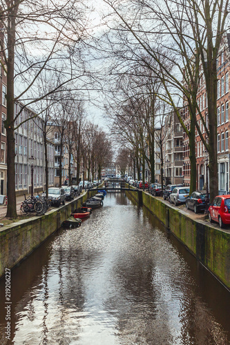 Canal and Houses in Downtown Amsterdam, the Netherlands © Mark Zhu