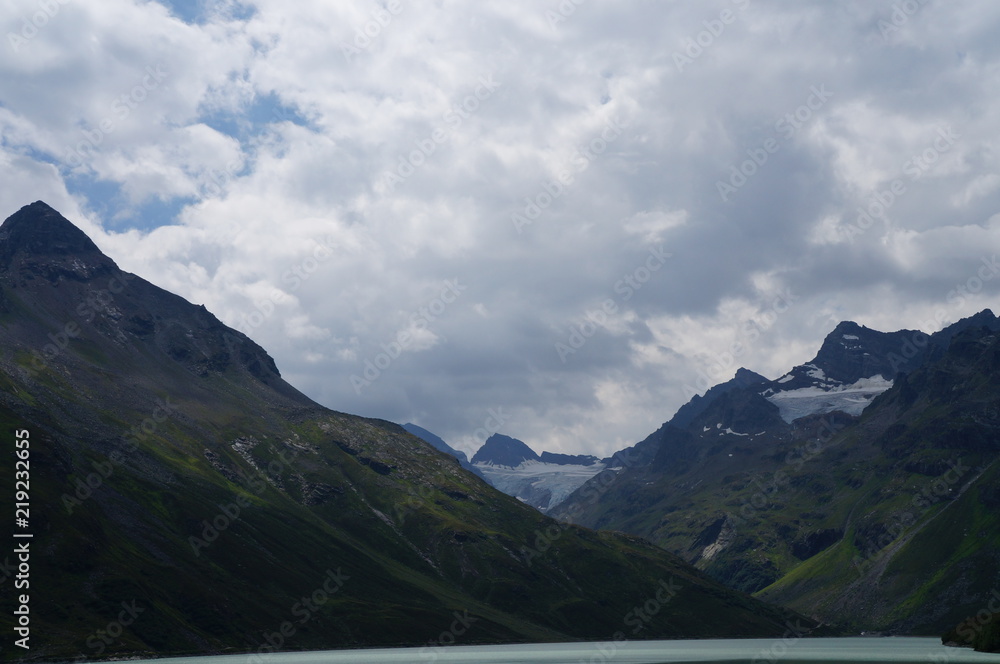 Obraz premium Bergsee Stausee