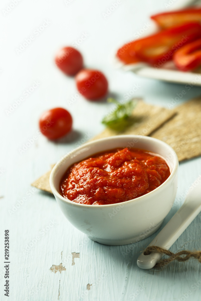 Roasted pepper dip with crisps and vegetables Roasted pepper dip with crisps and vegetables