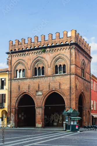 Loggia dei militi Cremona