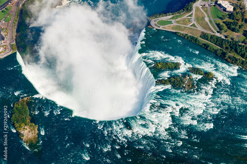 Fototapeta premium Fantastic aerial views of the Niagara Falls, Ontario, Canada