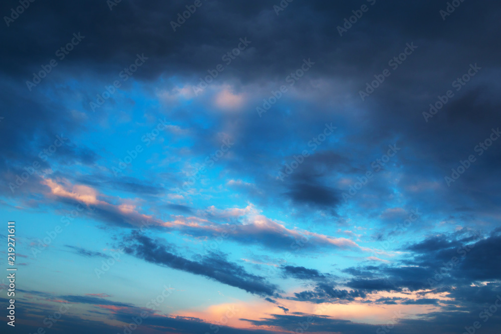 Fototapeta premium evening sky with clouds at sunset