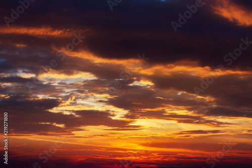 Fototapeta Naklejka Na Ścianę i Meble -  the evening sky with clouds at sunset