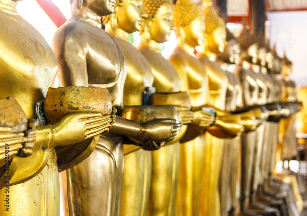 Fototapeta premium Row of Buddha statue.