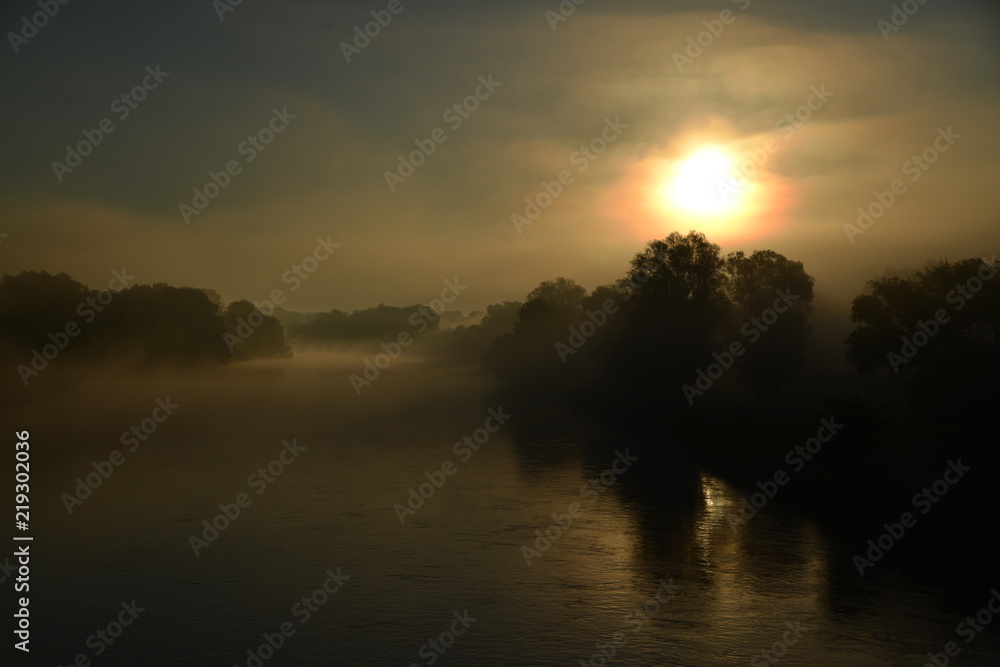Donau Ufer Sonnenuntergang