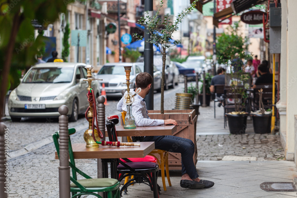 Obraz premium Outdoor cafe in cener of Europe, summer vacation time