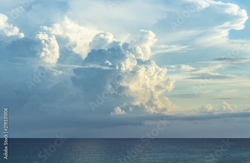 Clouds over ocean with incoming storm