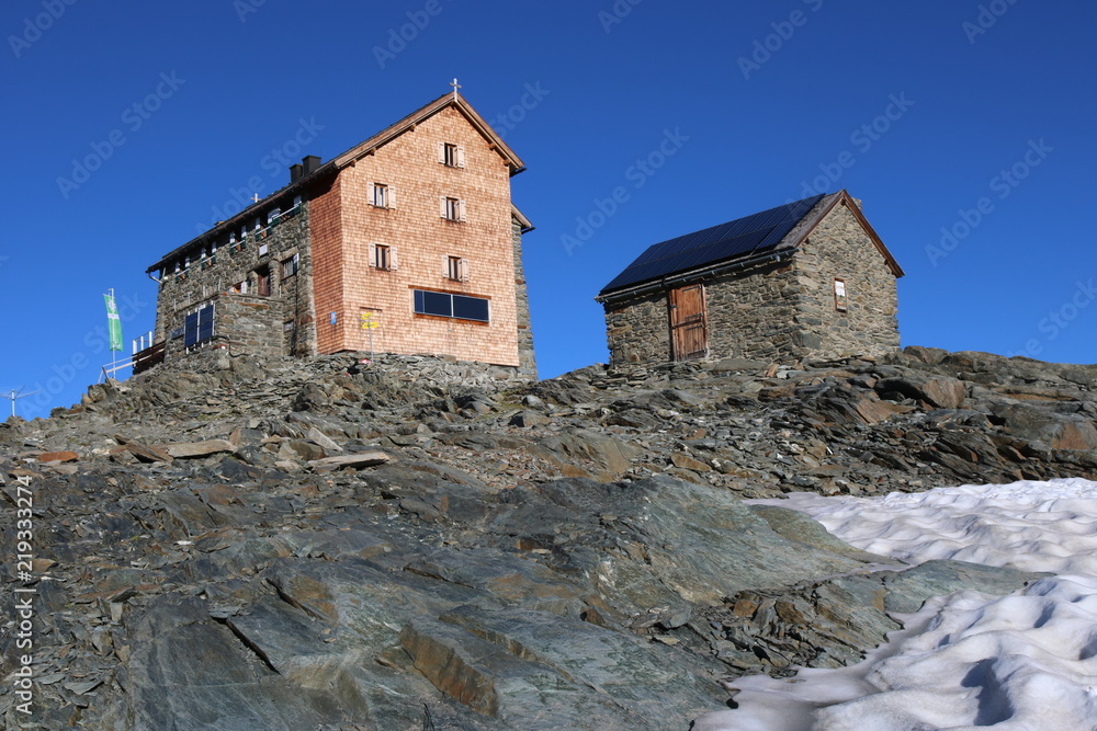 Hochstubaihütte in den Ötztaler Alpen
