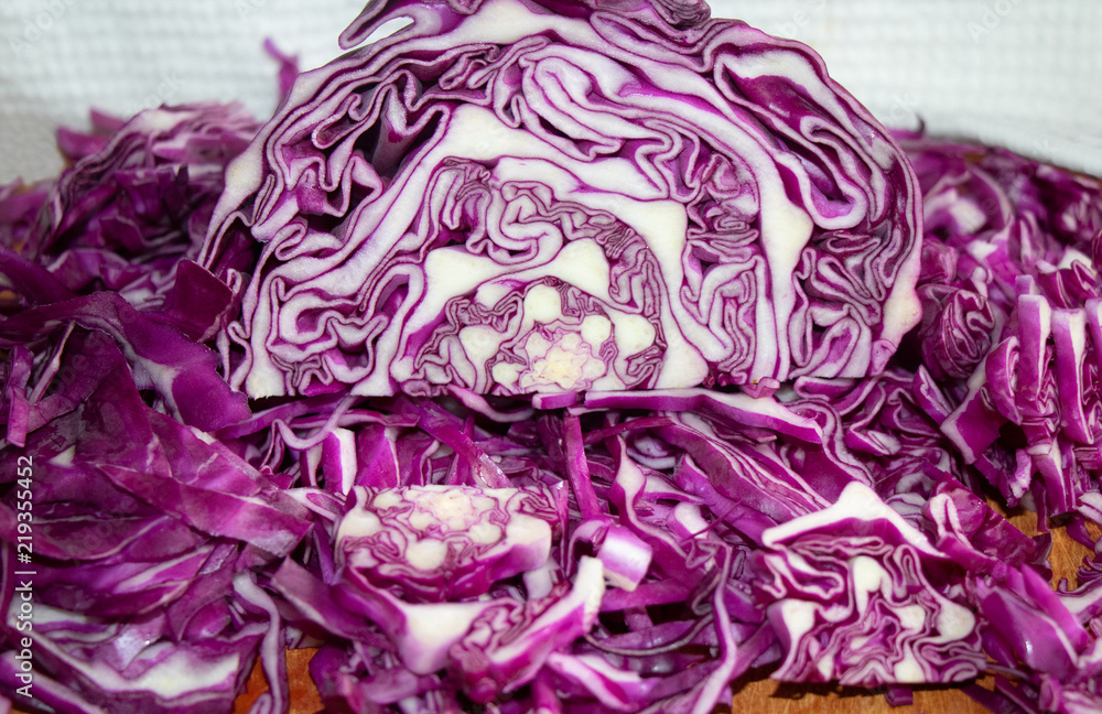 Obraz premium Sliced Red Cabbage