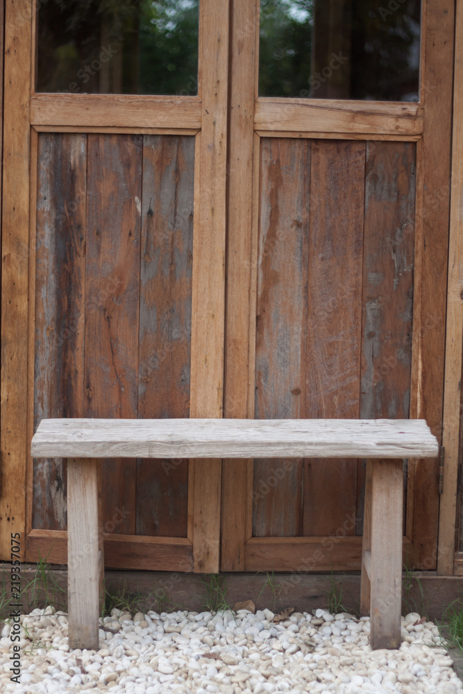 Fototapeta premium Wooden bench in the park