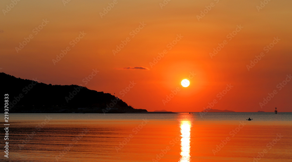 Photo super landscape sunset at the sea