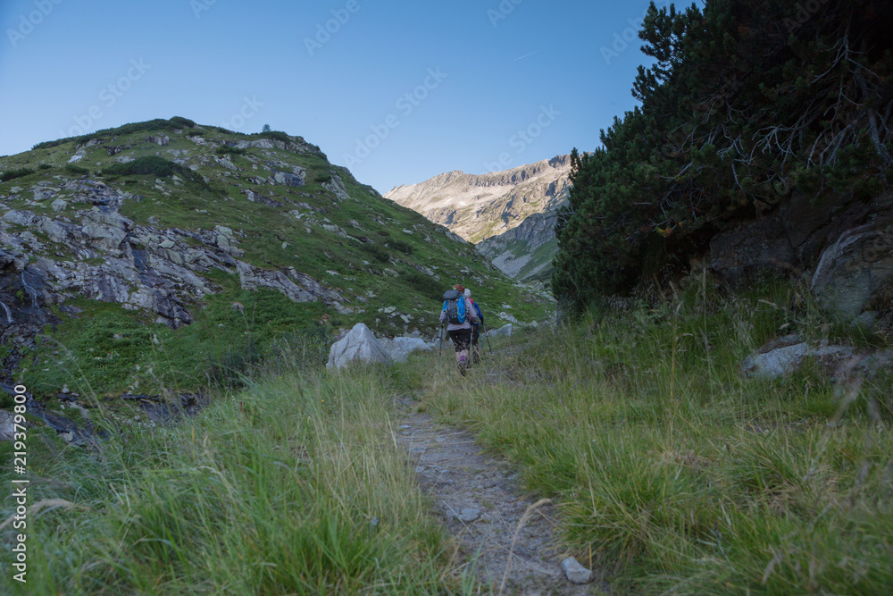 Wandern in den Bergen Wandern in den Bergen