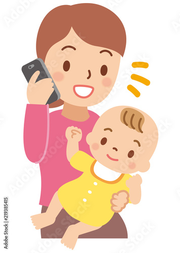 電話をするお母さん