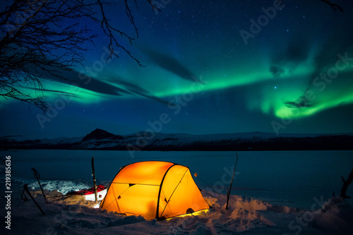 Winter Camp auf dem Kungsleden mit Nordlichtern 