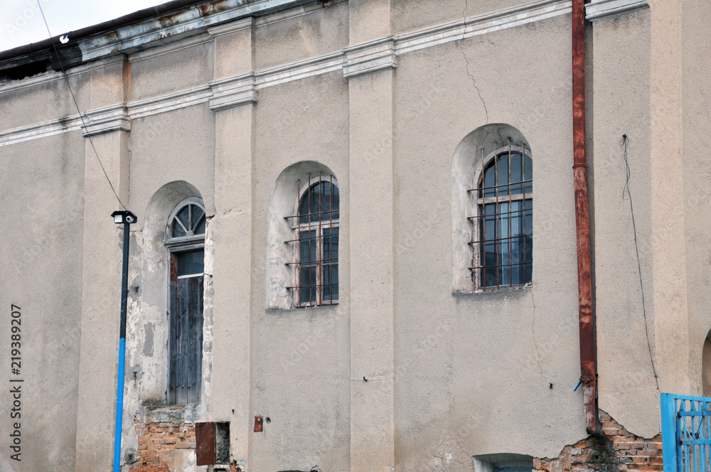 The old synagogue in Chortkiv
