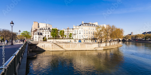 France, Paris, Pont Sully and Hotel Lambert