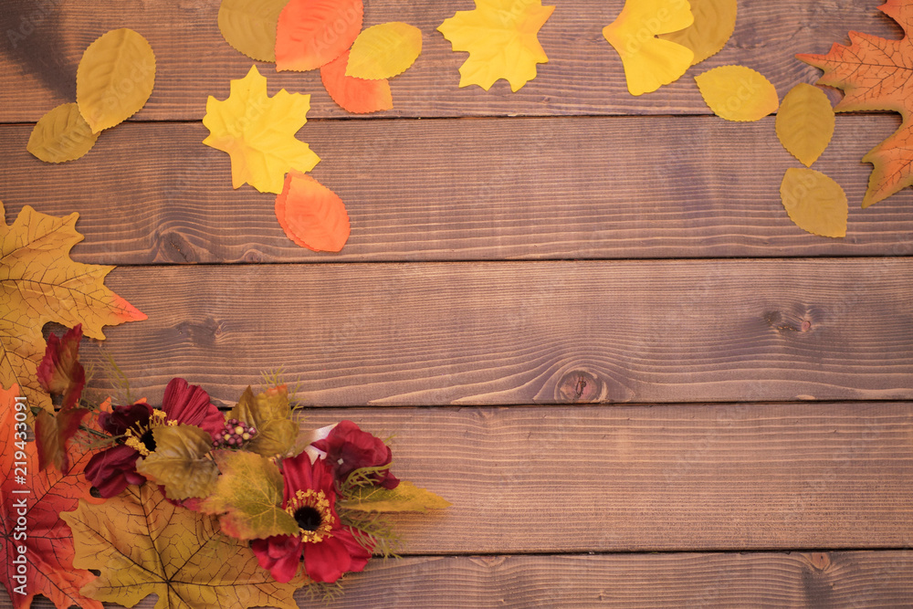 秋 落ち葉 木目 背景 シンプル Stock 写真 Adobe Stock