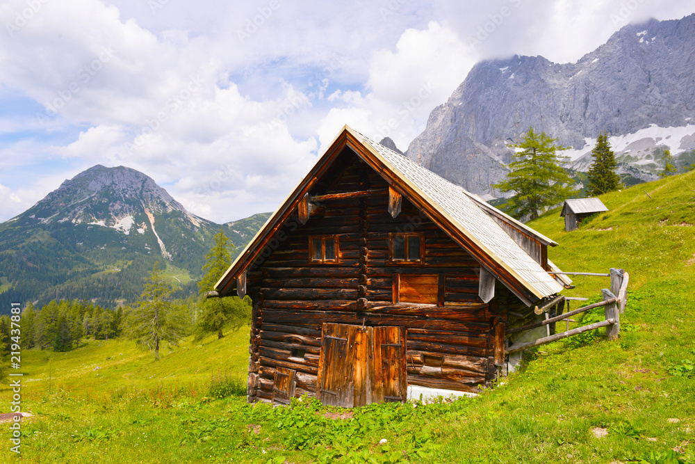 Obraz premium Neustattalm - traditional Austrian mountain village close to Dachstein, Austria.