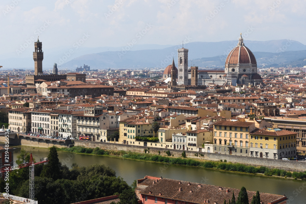 Firenze - Cupola Brunelleschi e Palazzo Vecchio da piazzale Michelangelo