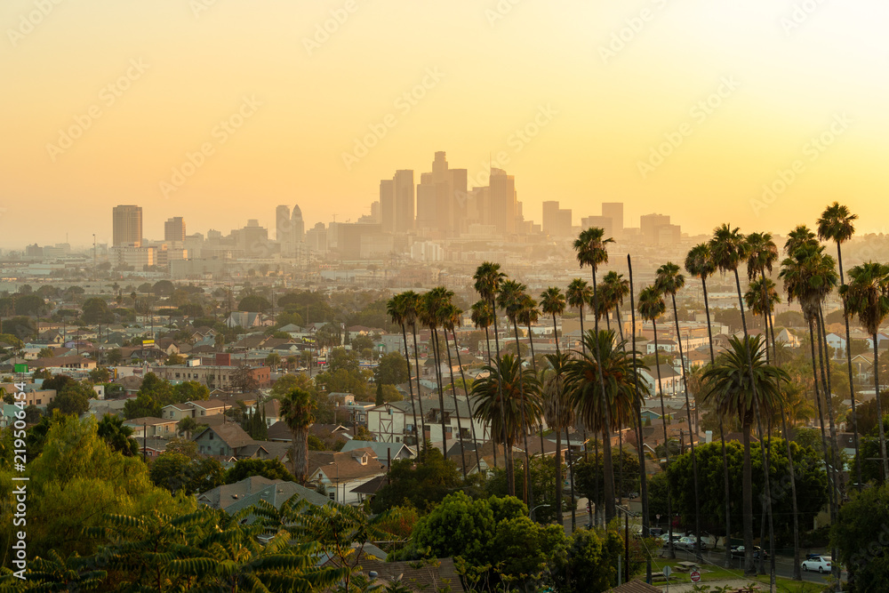 Naklejka premium Wieczorem panoramę centrum Los Angeles
