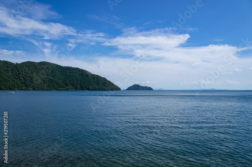 琵琶湖の北部の景色（滋賀県、日本）