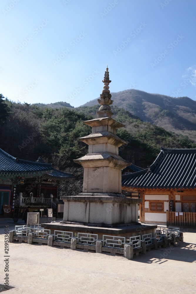 Naklejka premium Suknamsa Buddhist Temple